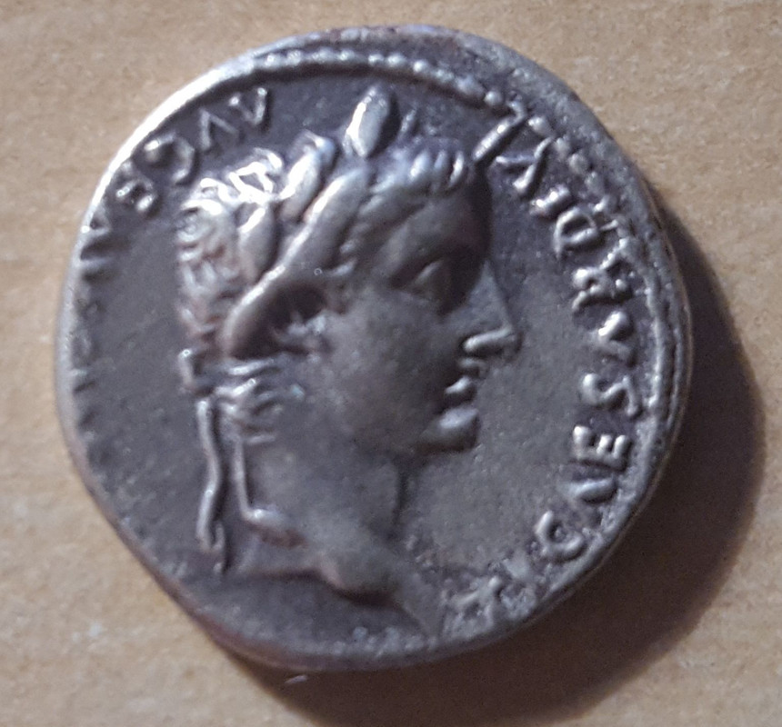 Denario Tiberio PONTIF MAXIM 20190102-183734