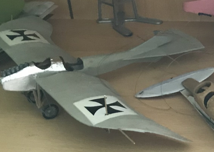 E5175-BB3-7242-4916-92-BF-94-DCFFF4-DED3