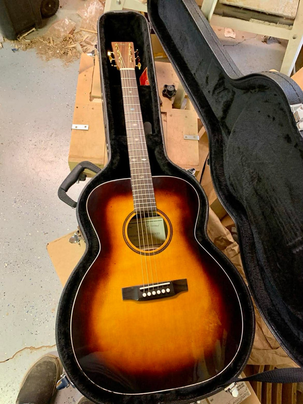 Rosette and soundhole detail