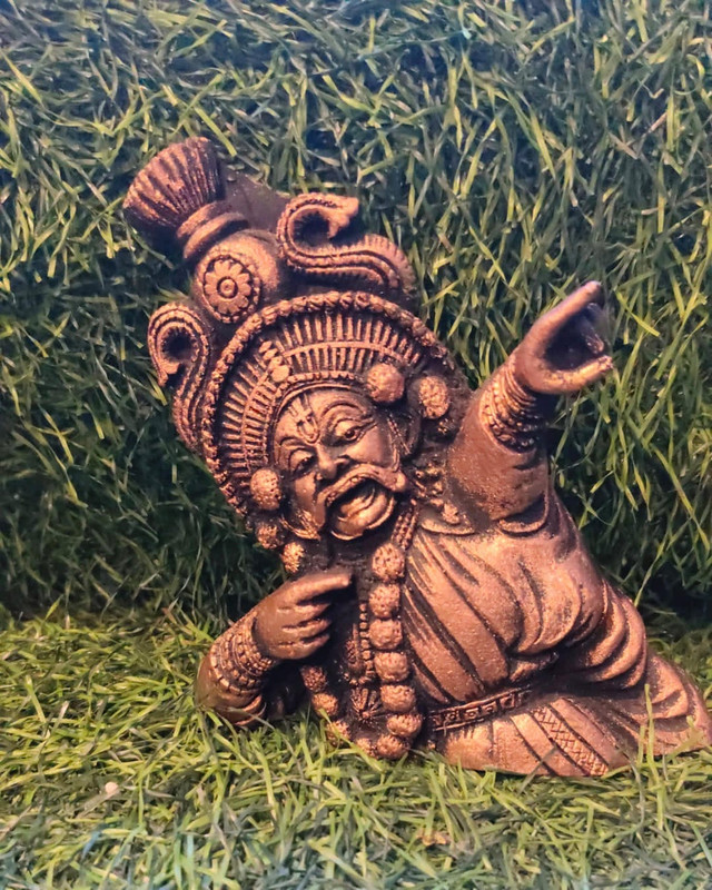 Souvenirs & Handicrafts image 2