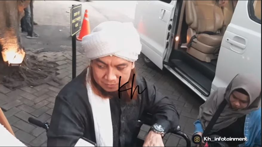 AA Reza