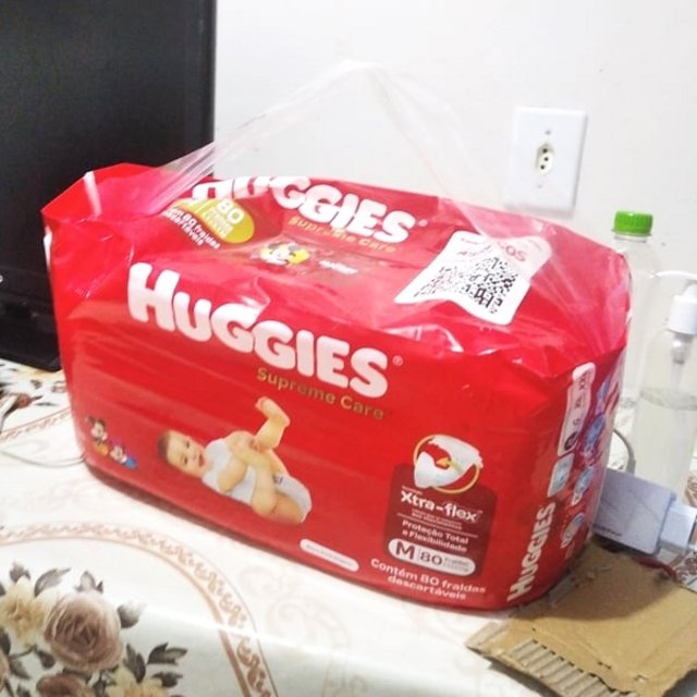 Kit de Fraldas Huggies Hiper Supreme Care M – 480 Unidades