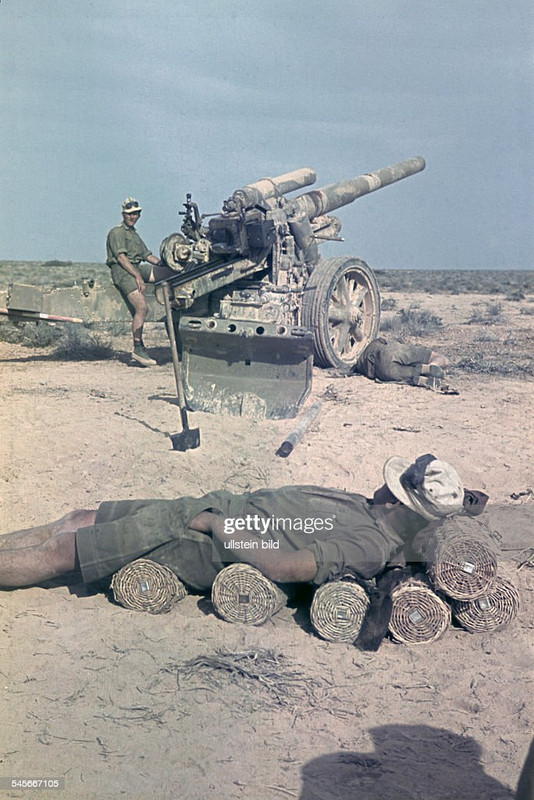 Africa campaign - German Artillery post, 1941(Afrikacorps)