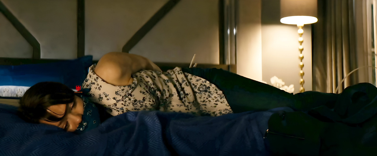 Kathryn Prescott 5 - Tell Me A Story S02EP4
