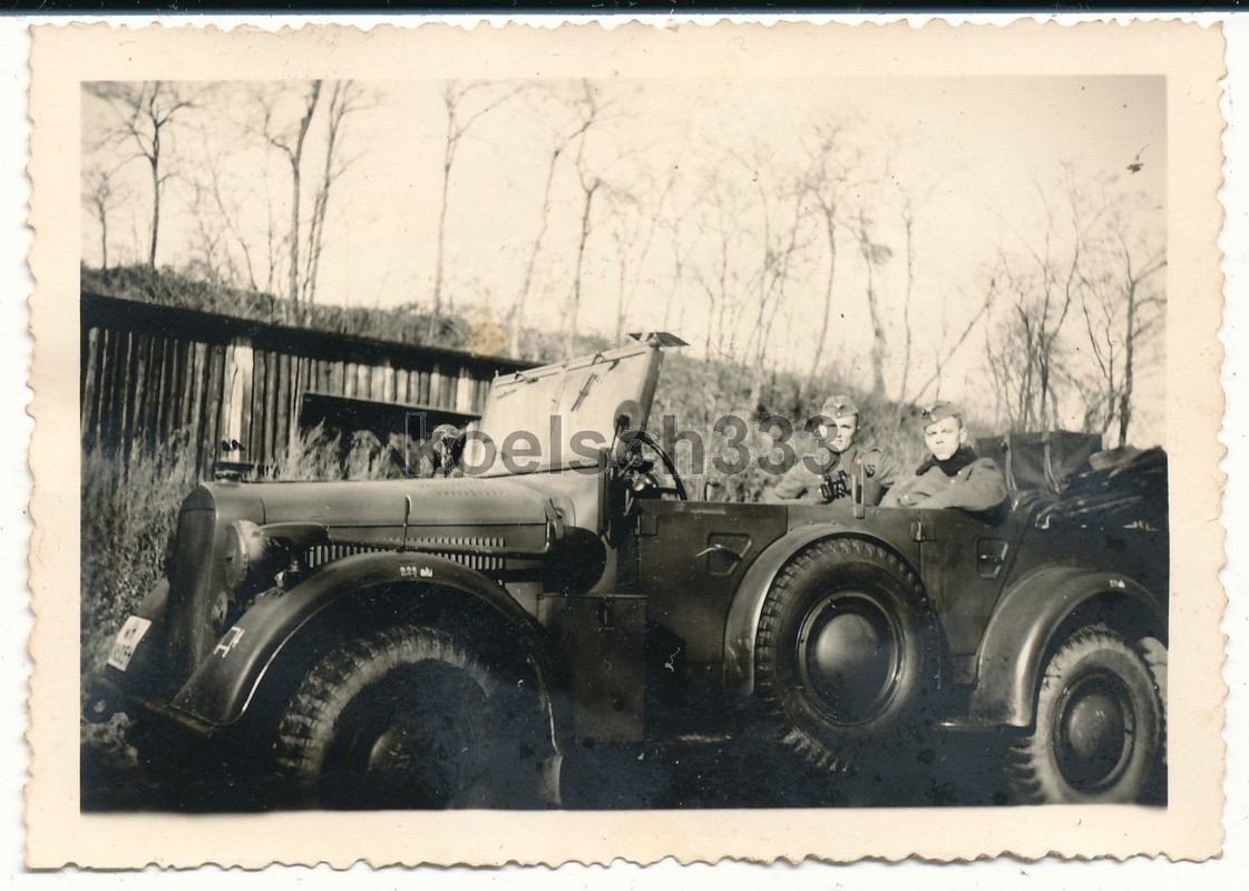 Foto Einheits PKW Kübelwagen Notek Tarnlampe Weh