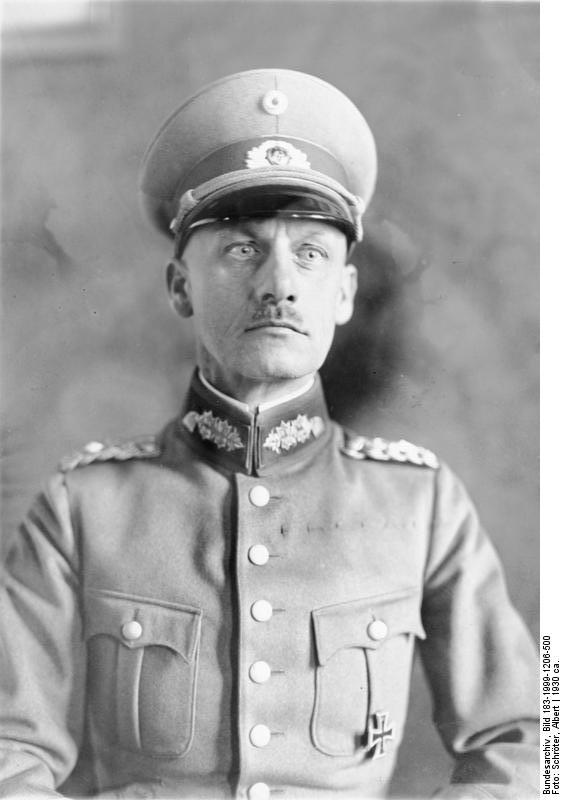 Wilhelm von Leeb es nombrado nuevo comandante estatal de Baviera el 1 de febrero de 1930 como sucesor de Ruith
