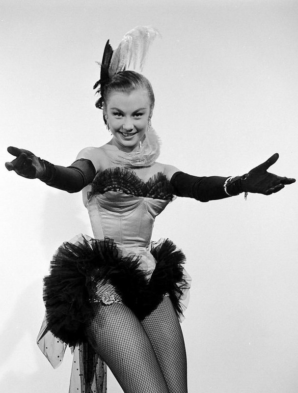 Mitzi_Gaynor_c12