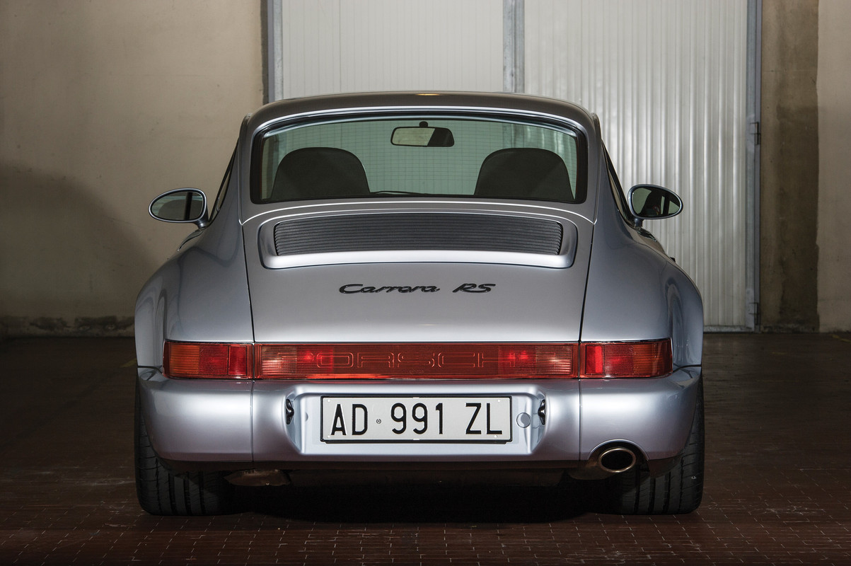 PORSCHE-911-Carrera-RS-964-2964-32.jpg