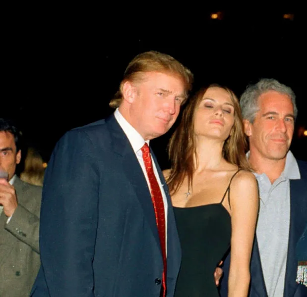 Jeffrey Epstein seen together with Donald Trump and Melania Trump at Mar-a-Lago on feb 12, 2000.