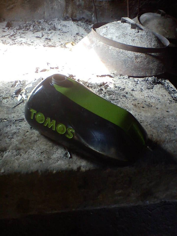 485720_583006055063352_463670664_n