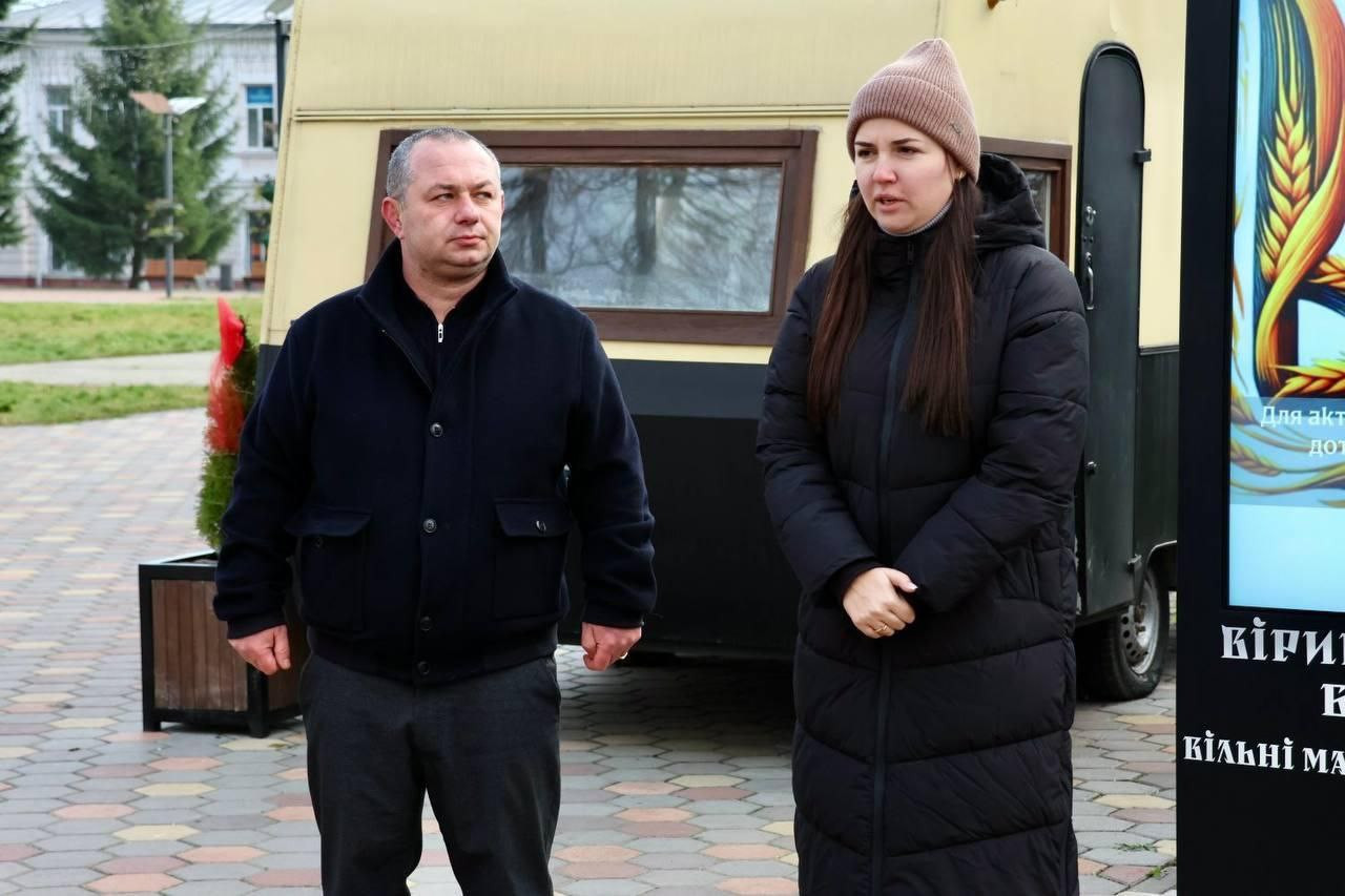 У Сумах запрацював сенсорний термінал із інформацією про зниклих безвісти та полонених жителів громади