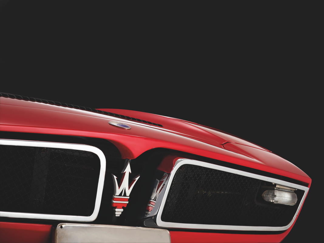 02_Maserati_Bora
