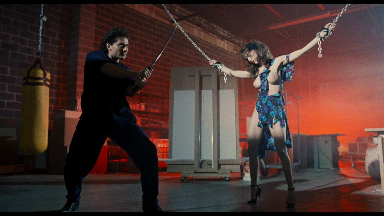 Undefeatable.1993.2160p.BDREMUX.HDR10.HEVC-Нечипорук.mkv_snapshot_01.06.56.261