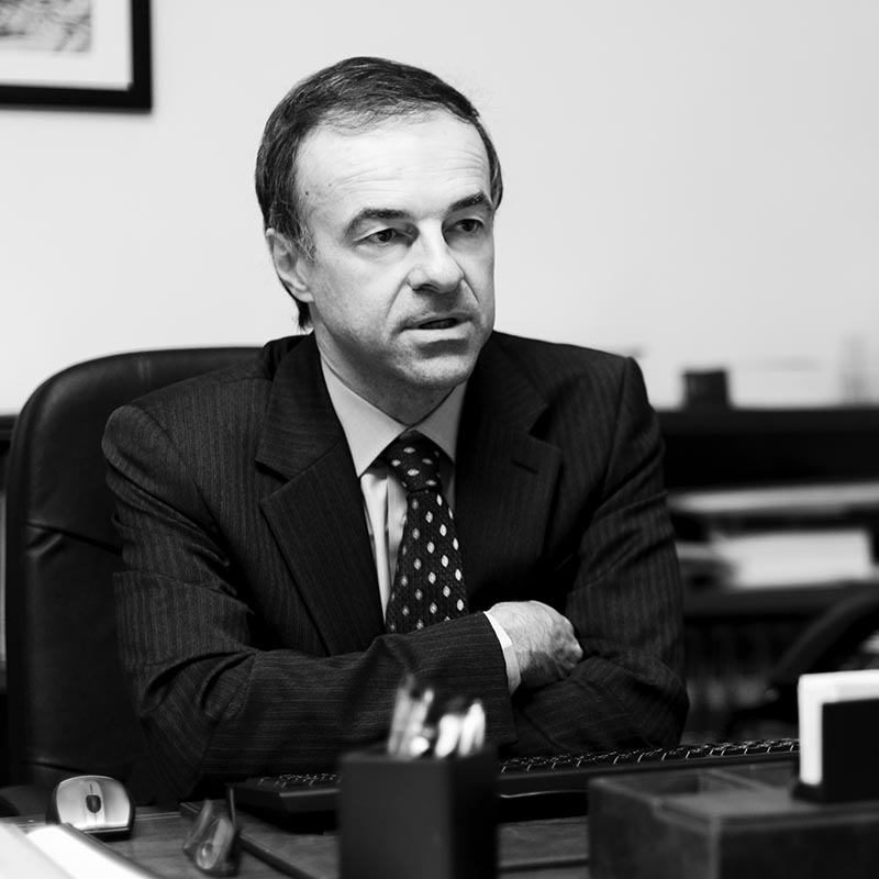 Avvocato-Professore-Giuliano-Lemme-Studio-Legale-Roma-Diritto-Bancario-Economia-Vino-Università-Mode