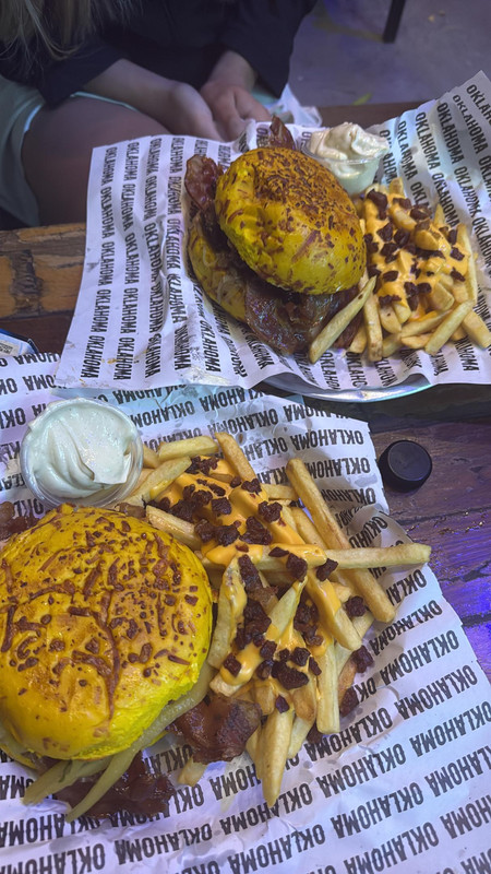 A delicious close-up of a burger