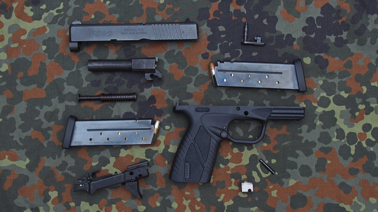 Bersa BP9 2018-05-037905 Flecktarn ps nro lg.2