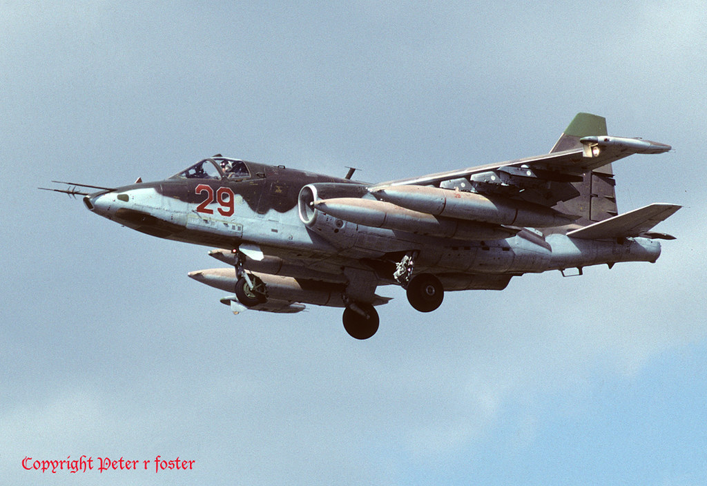 368 ShAP Su-25 29 RED (cn 25508110175) 15-06-93_2