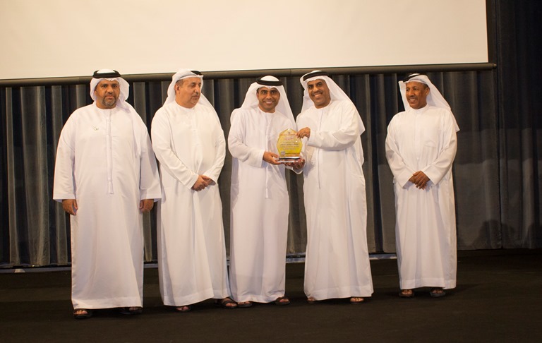 تكريم الطلاب المتفوقين مدرسة الخالدية