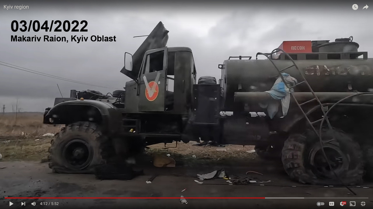 1086 KrAZ-255B tanker