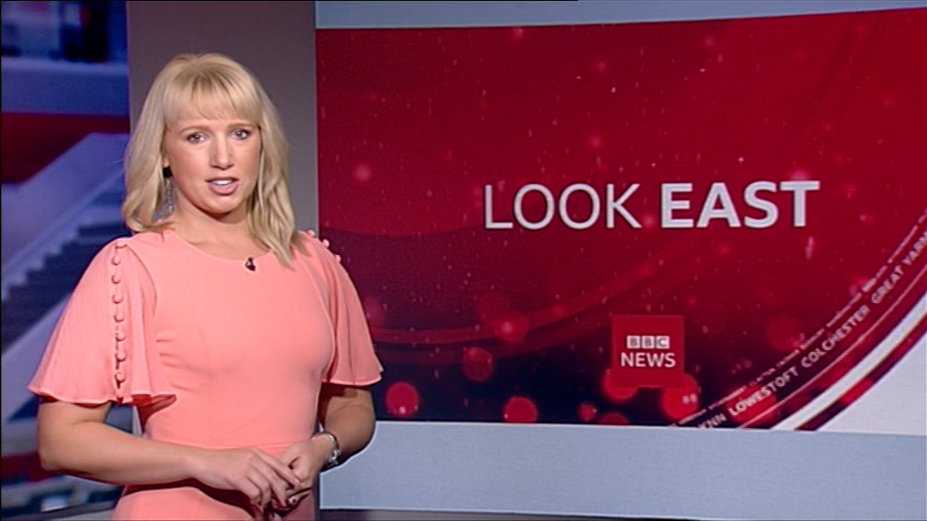 12.23 - 23.10.00 - This Is BBC One HD. Please switch over to BBC One.ts_snapshot_04.40.885