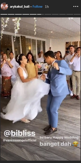 Vanessa Angel dan Bibi Ardiansyah dansa bersama
