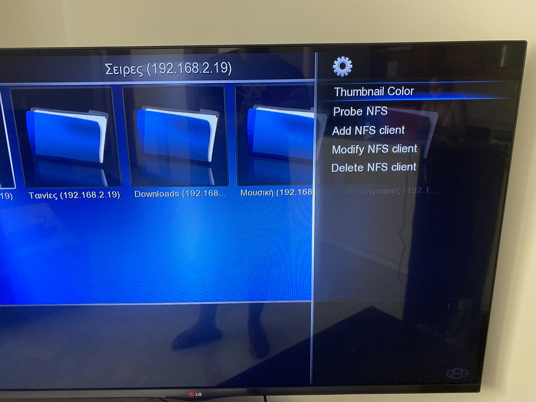 E90BE581-D9A0-4C8B-B7B9-BBC6089BB23A