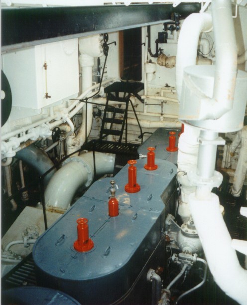 Sackville-39-engine-room.jpg