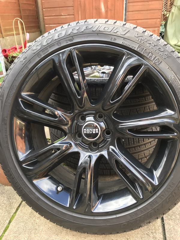 9F088826-1FAF-415C-B07A-ED33A2E089C9