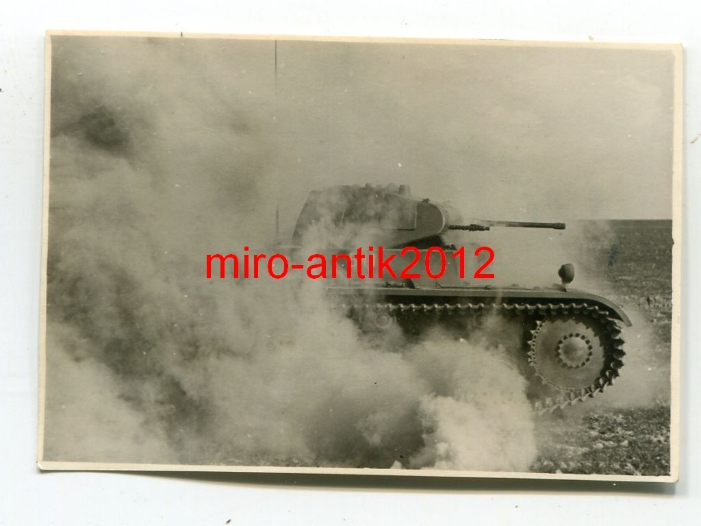 Panzerregiment 11, Panzer beim Einnebeln, Geländ