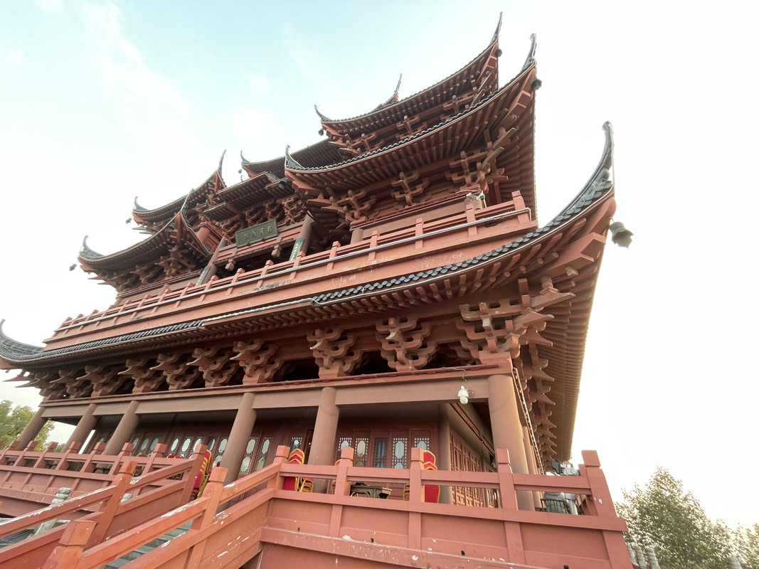 018327B9-F2F4-4B0A-BB46-A1E9C5F3BC20