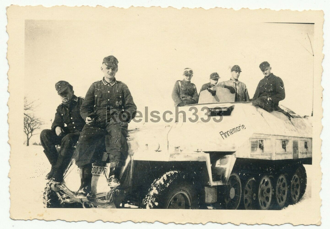 Foto Panzergrenadier Regiment 59 Ostfront Staffelführer Schützen