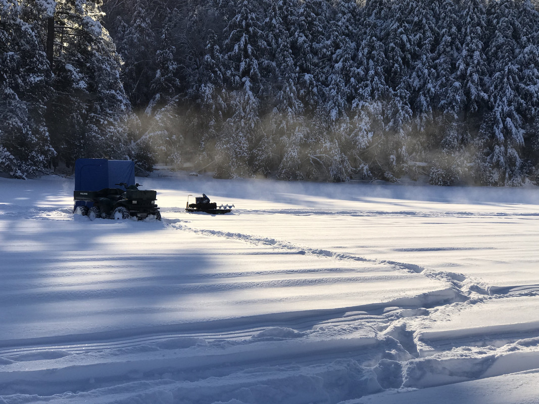 FCE990A2-9353-4AD2-BEF3-EF756BBD1723