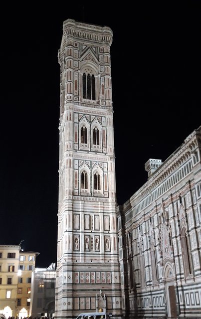 TREN A PISA, CATEDRAL Y PASEO NOCTURNO POR FLORENCIA. - Florencia y Pisa 2021 con niños (34)