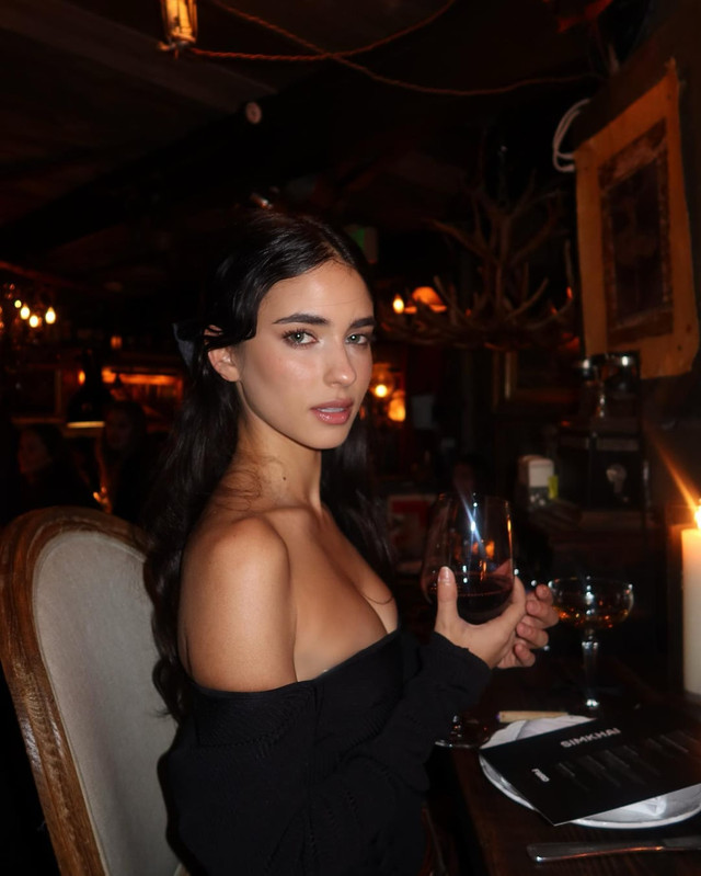[Εικόνα: girls-trip-renee-v0-6v5s9fxyh2dc1.jpg]