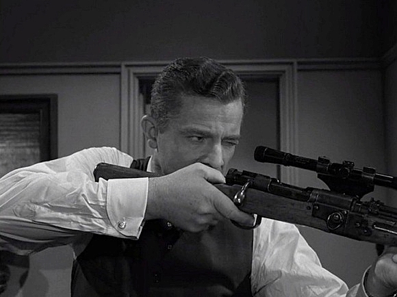JOHN-ZAREMBA-TWILIGHT-ZONE-DANA-ANDREWS-FOTOR.jpg