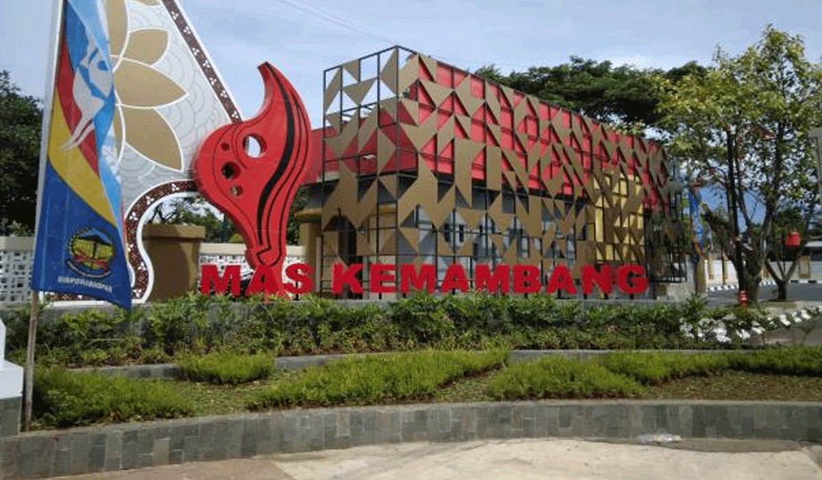 Nikmati Udara Segar dan Spot Foto Menawan di Taman Mas Kemambang