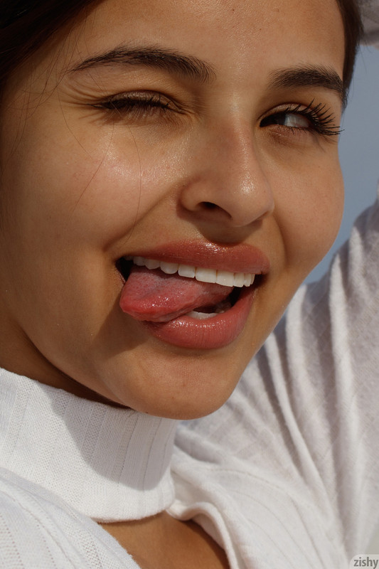 full_021_0812101301111840