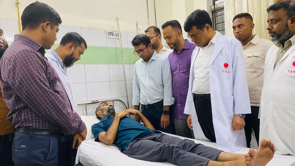 খুলনার খান সাইফুলের চিকিৎসার দায়িত্ব নিলেন প্রধানমন্ত্রী তারেক রহমান