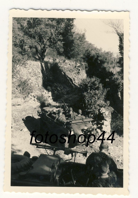 Elite VW Schwimmwagen Schwimmkübel Tarnuniform