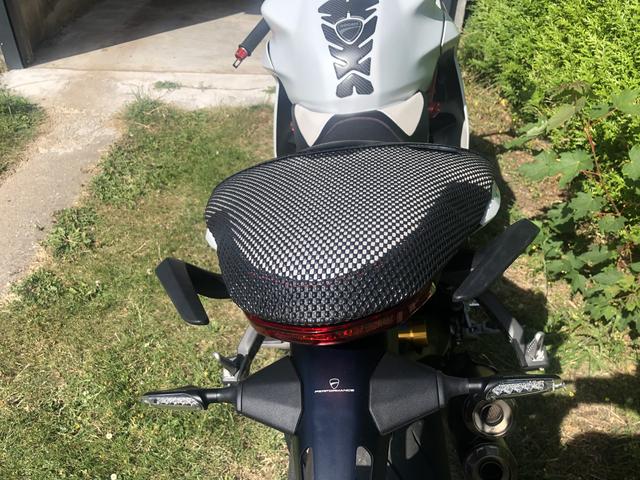 DB026F23-0C1B-4F6A-848A-A97AABC083C1