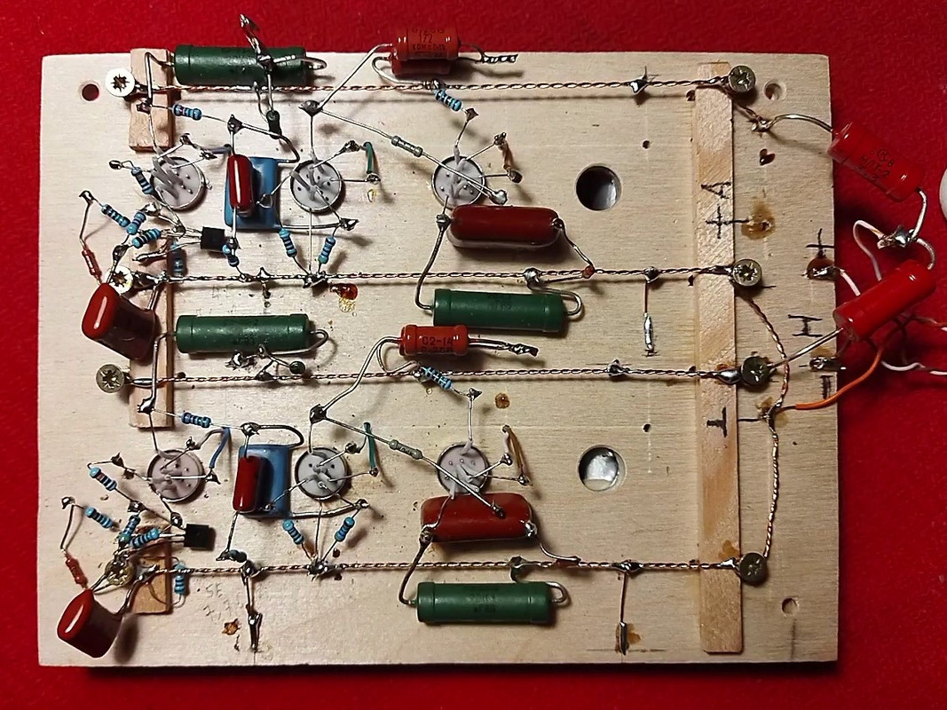 VID_20220115_182710_Moment