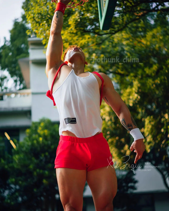 Photo by Chinese hunks 全球華男 on September 08, 2023. (2)