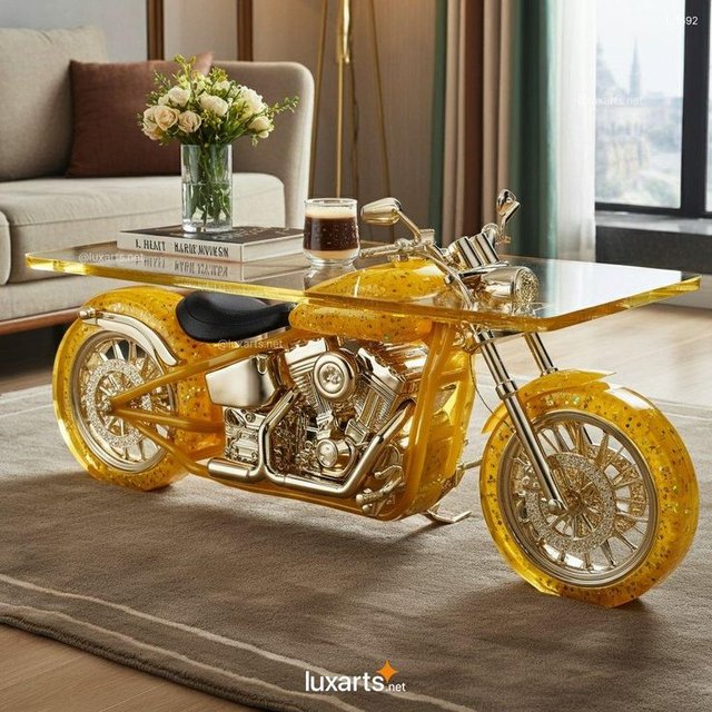 gold-motor-bike-tale.jpg