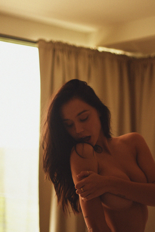 [Image: Alexis-Ren-Sex-Tape-And-Nudes-Leaked-43.jpg]