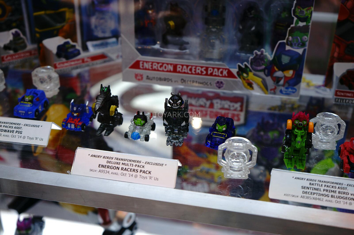SDCC-2014-Angry-Birds-Transformers-012_140616783