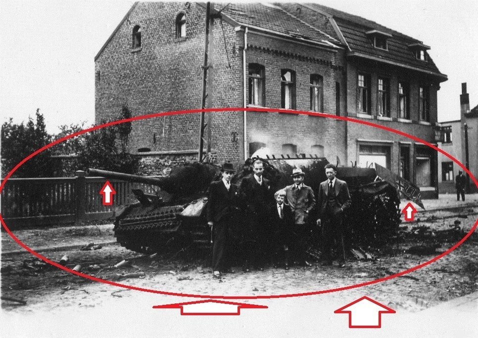 FOTO WW II Sturmgeschütz Panzer nach Kampf 18.9.