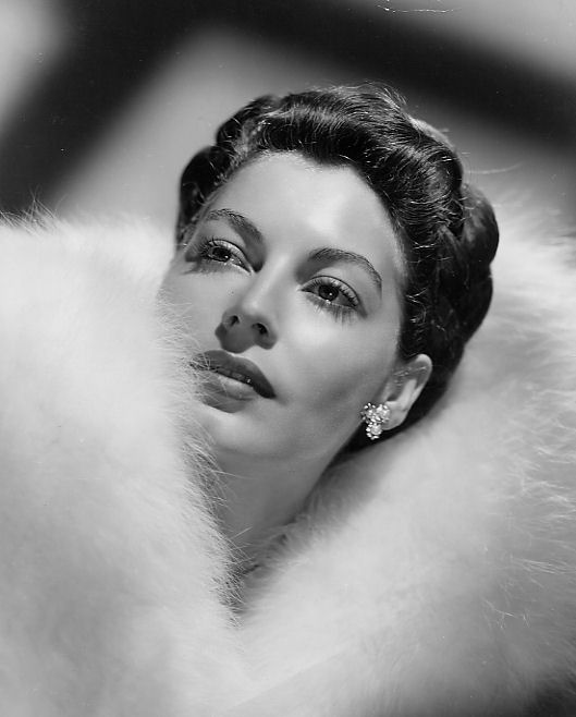 Ava_Gardner_e36