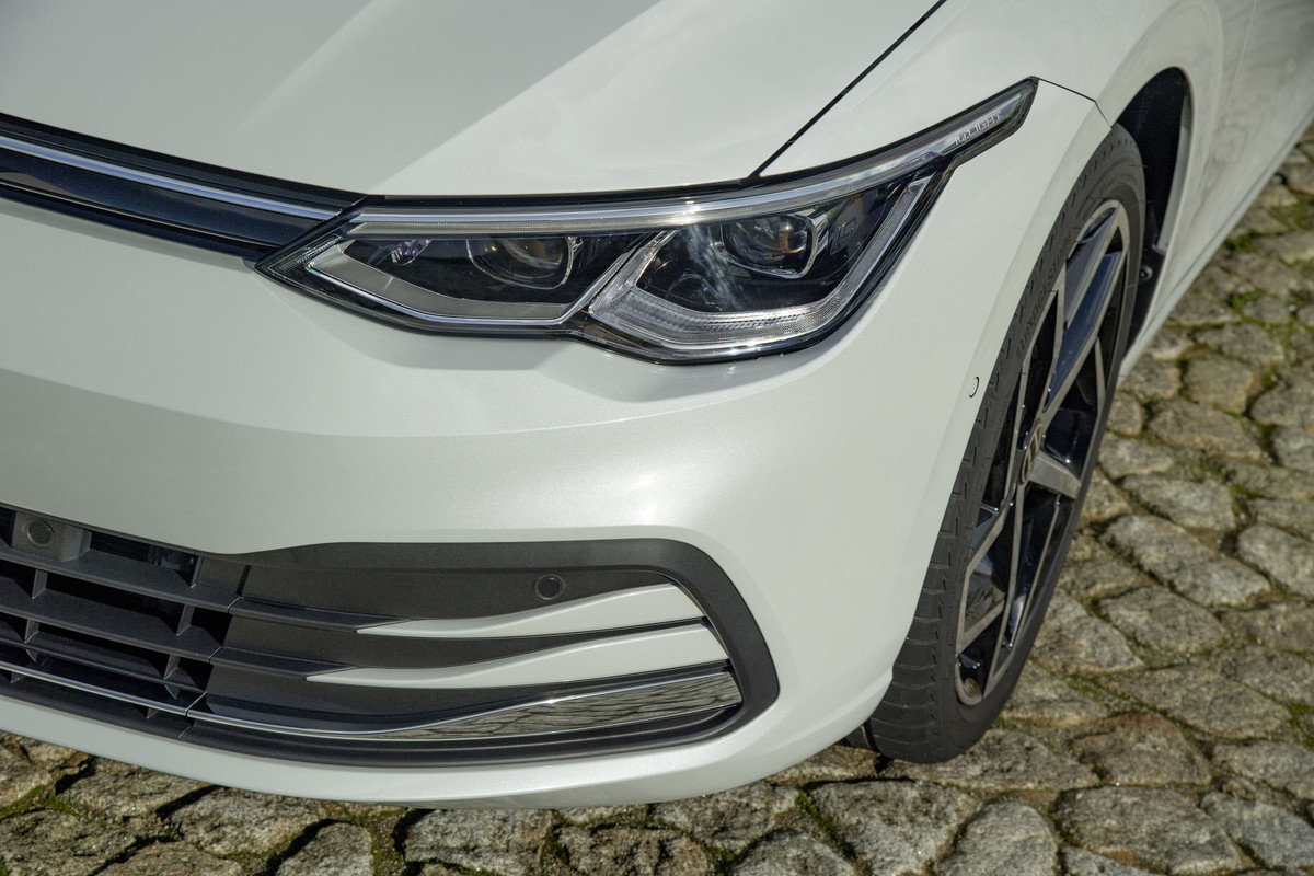 DB2019AU01969_overfull