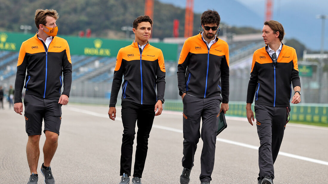 Lando-Norris-McLaren-Formel-1-GP-Russland-Sotschi-Donnerstag-23-09-2021-169Gallery-b0a96ddc-1835095