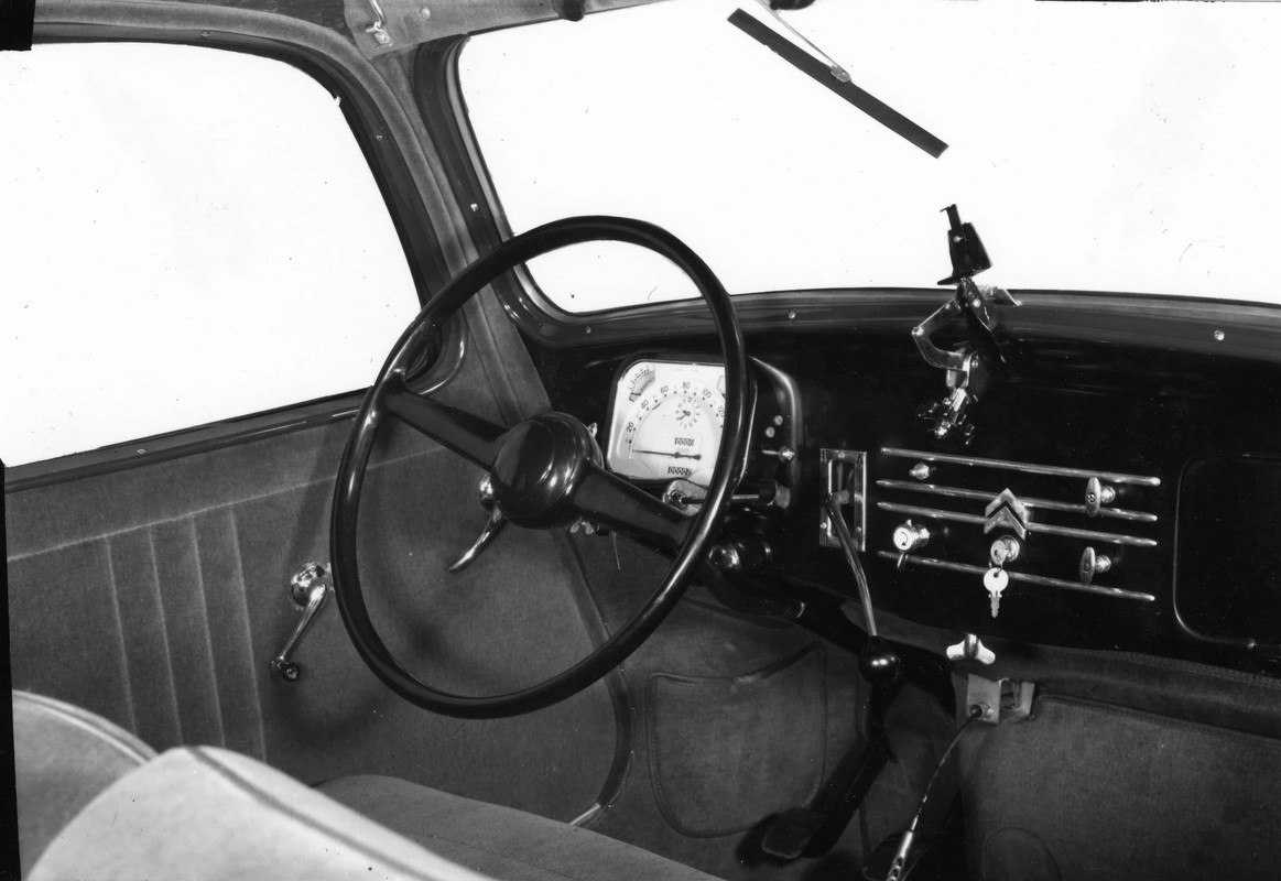 Tableau de bord Traction 1950 -1951 - MC 34.501 